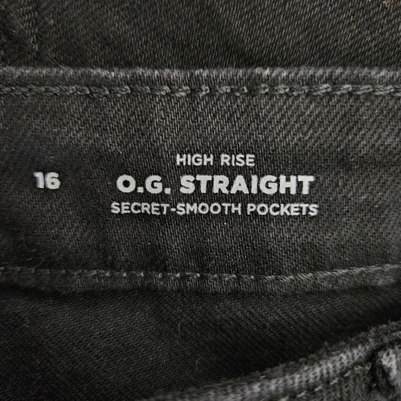 Old Navy OG Straight Denim Shorts Black Jack High Rise Rolled Cuffed - Picture 2 of 6